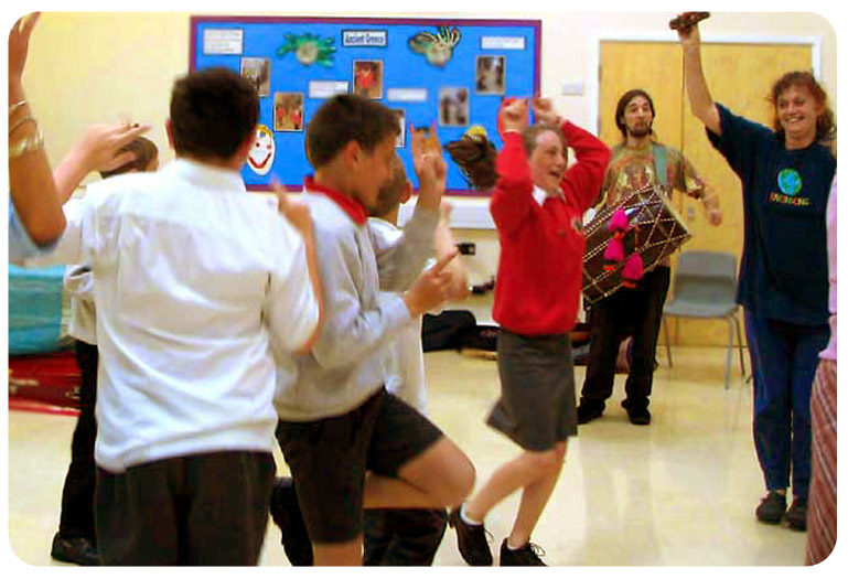 INDIA - music workshops for schools by Earthsong