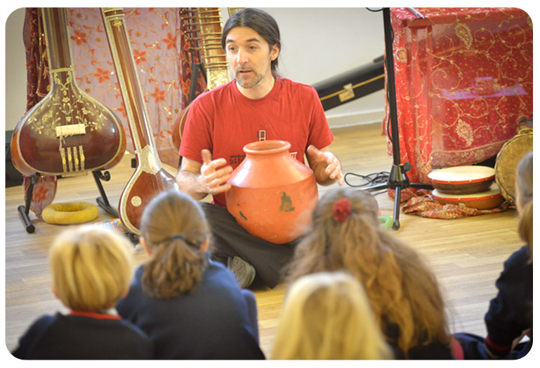 INDIA - music workshops for schools by Earthsong