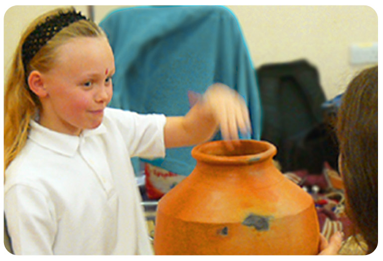 INDIA - music workshops for schools by Earthsong