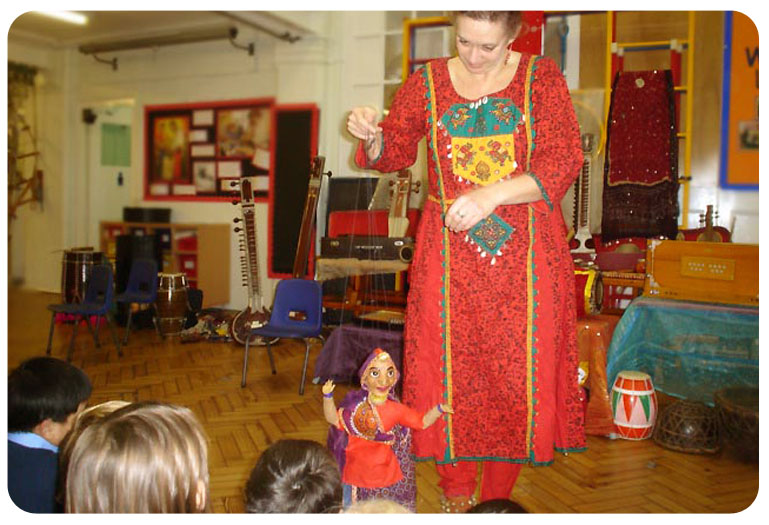 INDIA - music workshops for schools by Earthsong