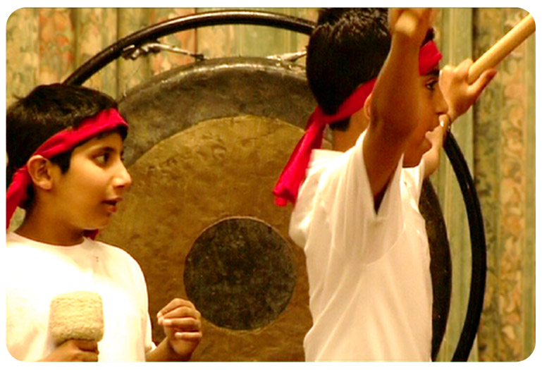 JAPAN - music workshops for schools by Earthsong