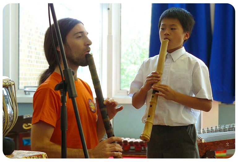 JAPAN - music workshops for schools by Earthsong