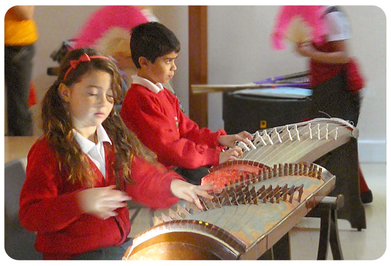JAPAN - music workshops for schools by Earthsong
